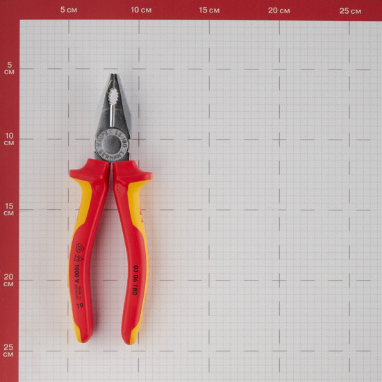 Плоскогубцы диэлектрические Knipex (KN-0306180SB) 180 мм