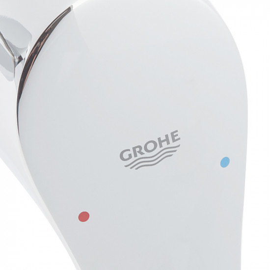 Смеситель для ванны GROHE Eurosmart 2015 33300002 с коротким изливом однорычажный без лейки