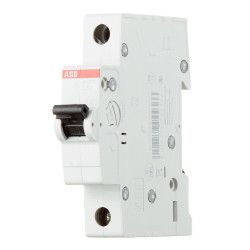Автоматический выключатель ABB SH201L (2CDS241001R0504) 1P 50А тип C 4,5 кА 220 В на DIN-рейку